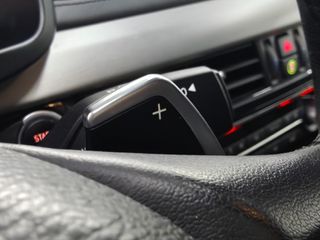 BMW X6 F16 40d Rojo nacional