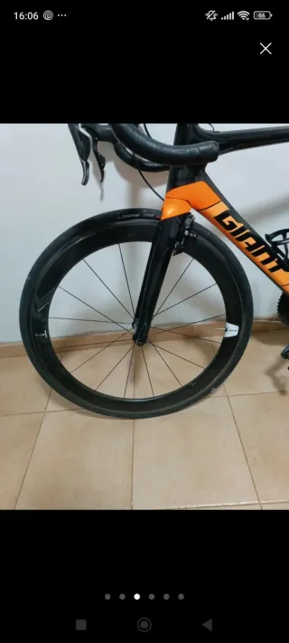 Bicicleta Giant Propel Negra/Naranja