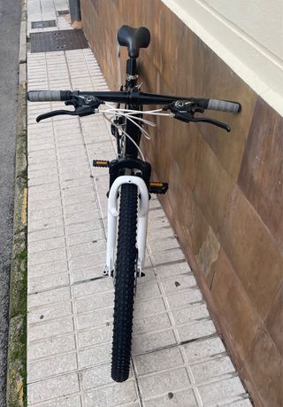 Bicicleta de Montaña Negra
