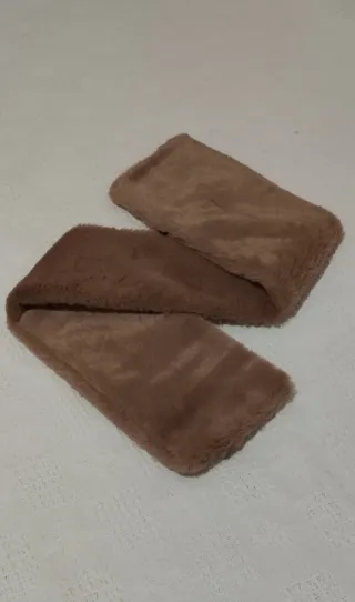 Bufanda piel suave marrón claro