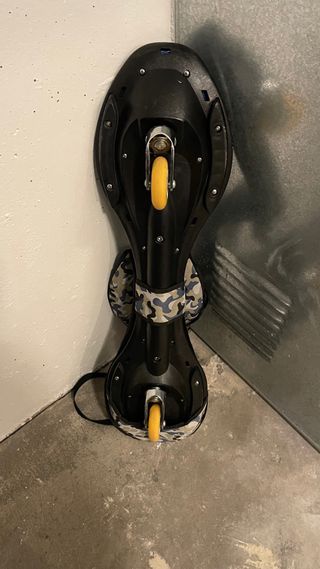 Monopatín 2 Ruedas + Funda Camuflaje