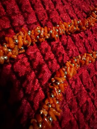 Collana corallo naturale con chiusura oro