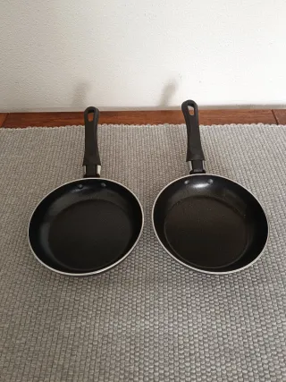 Conjunto de 2 frigideiras antiaderentes
