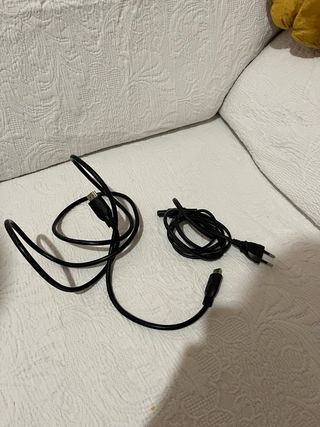 PS4 (PlayStation 4) Negra + 5 Juegos