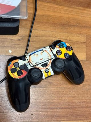 PS4 Slim 1TB + 2 Mandos + 2 Juegos