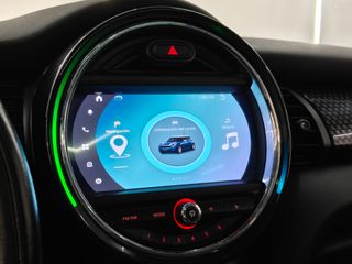 MINI Mini Cooper SD con techo y CarPlay