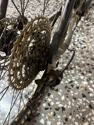 Bicicleta de Montaña BH Negra modelo de expert