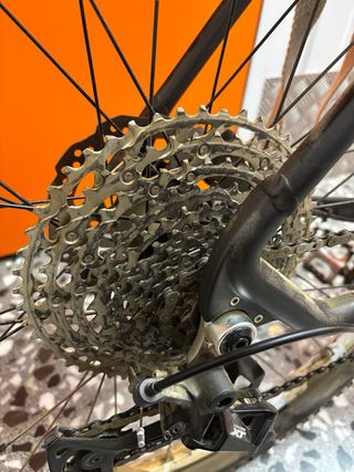 Bicicleta de Montaña BH Negra modelo de expert