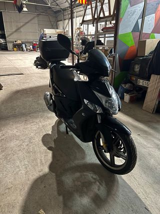 Kymco Agility City 125cc.