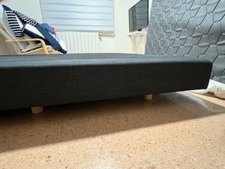 Base tapizada 150x190 impecable – urge retirar