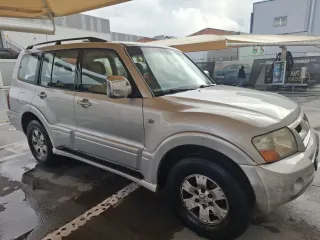 Mitsubishi Montero 2003