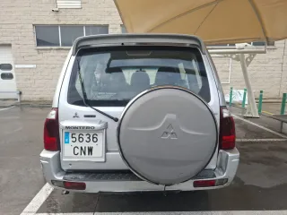 Mitsubishi Montero 2003