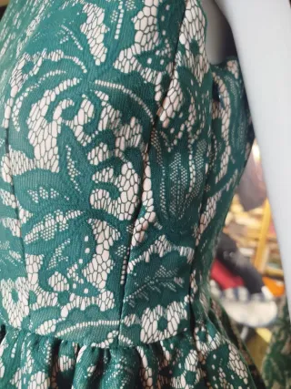 Vestido de fiesta verde y blanco