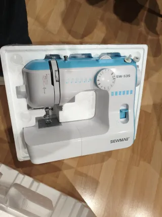 Máquina de Coser Multifuncional