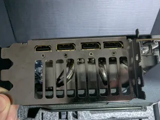 Disipador y PCB Gigabyte RTX 5090 Gaming