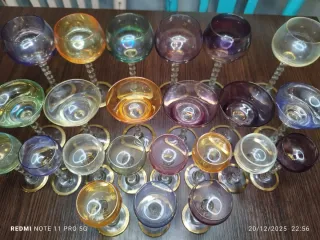 23 copas vintage cristal licor Multicolor.