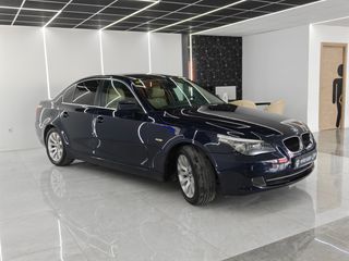 BMW Serie 5 2008 E60 520d LCI Automático