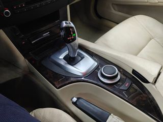 BMW Serie 5 2008 E60 520d LCI Automático