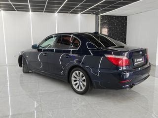 BMW Serie 5 2008 E60 520d LCI Automático