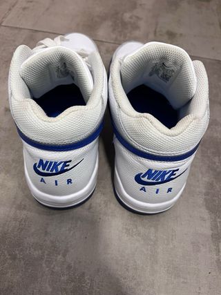 Nike Air Flight Talla 41 Blancas y Azules