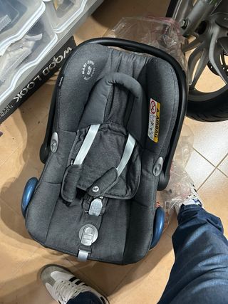Maxi-Cosi Silla Coche/Carro + Adaptadores Bugaboo