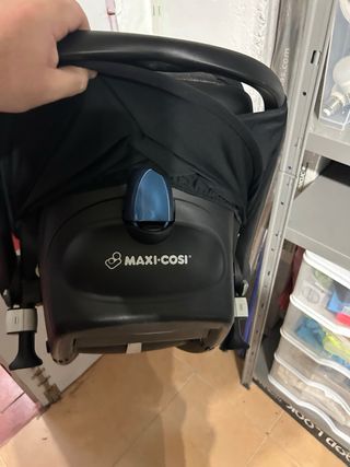Maxi-Cosi Silla Coche/Carro + Adaptadores Bugaboo