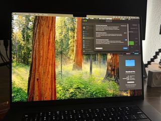 MacBook Gris Espacial pro M3 pro