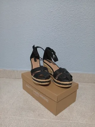 Espardeñas cuña negras y beige