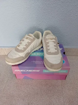 Deportivas Yumas Beige y Blancas