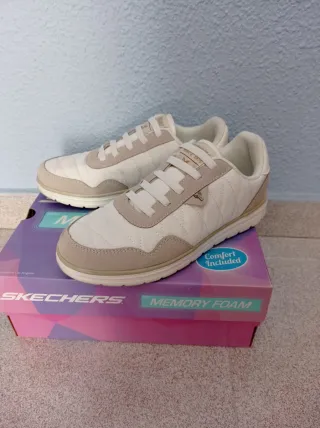 Deportivas Yumas Beige y Blancas