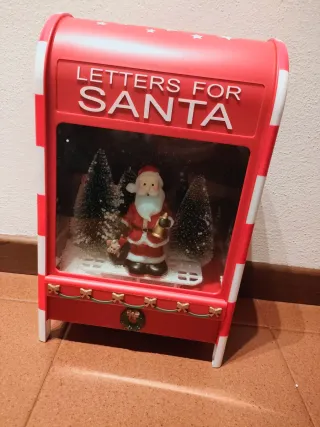 Cassetta postale natalizia rossa