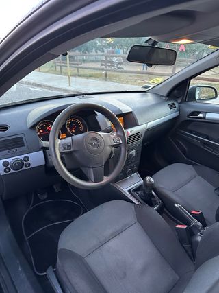 Opel Astra 2006