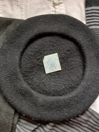 Traje casero niño negro y blanco.talla 8.10.