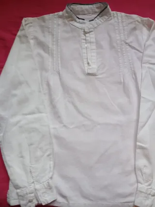 Traje casero niño negro y blanco.talla 8.10.
