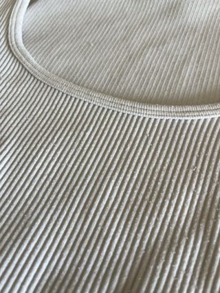 Top Stradivarius blanco manga corta XS