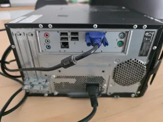 Ordenador y Pantalla