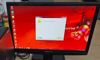 Ordenador y Pantalla