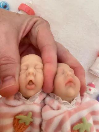 Lote 2 Bebés Reborn 16 cm, Silicona