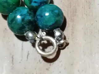 Collar y pulsera de perlas