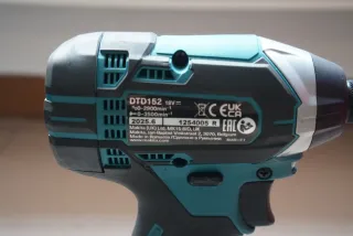 Makita Kit Taladro, Atornillador y Baterías 18V