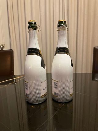 2 Moët & Chandon Ice Impérial (vuote)