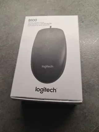 Ratón Logitech USB con cable