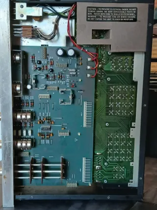 Bose 4401 Preamplificador de estado sólido de 1975