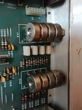 Bose 4401 Preamplificador de estado sólido de 1975