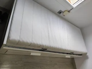 BRIMNES Diván Blanco IKEA 80x200cm con 2 cajones