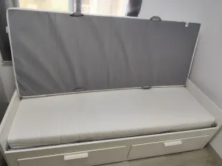 BRIMNES Diván Blanco IKEA 80x200cm con 2 cajones