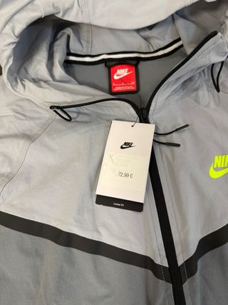 Chaqueta Nike Tech Gris y Blanca Nueva