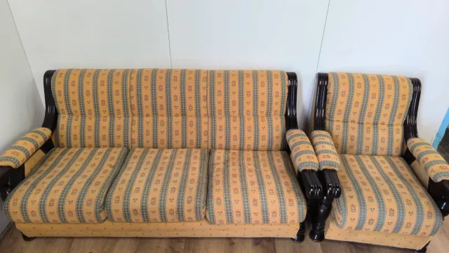 SOFÁ Y SILLON CLÁSICOS DE TELA