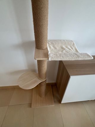 Árbol rascador para gatos con plataformas