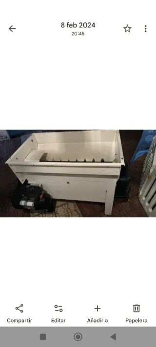 Máquina para picar uva y hacer vino